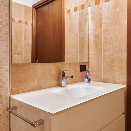 Anna Home Bergamo Deluxe Apartment * Bergamo